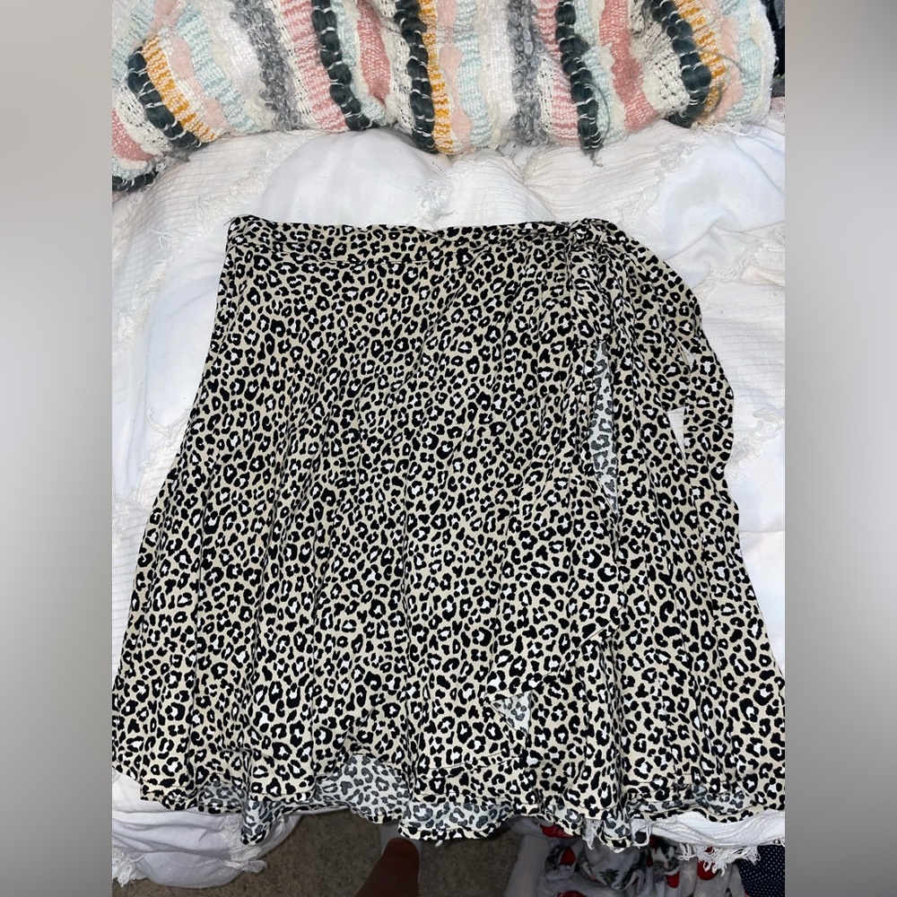 Cheetah print boutique skirt size M